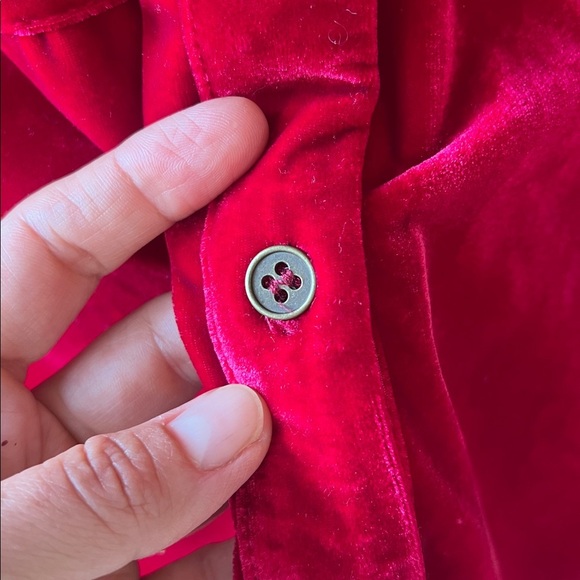 Umgee Sz 2XL Like New Deep Red Velvet Long Sleeve Button Down Shirt - Picture 5 of 8